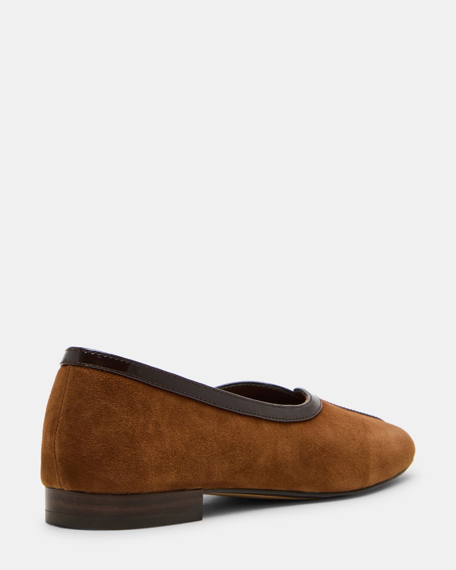 DORELIA CHESTNUT