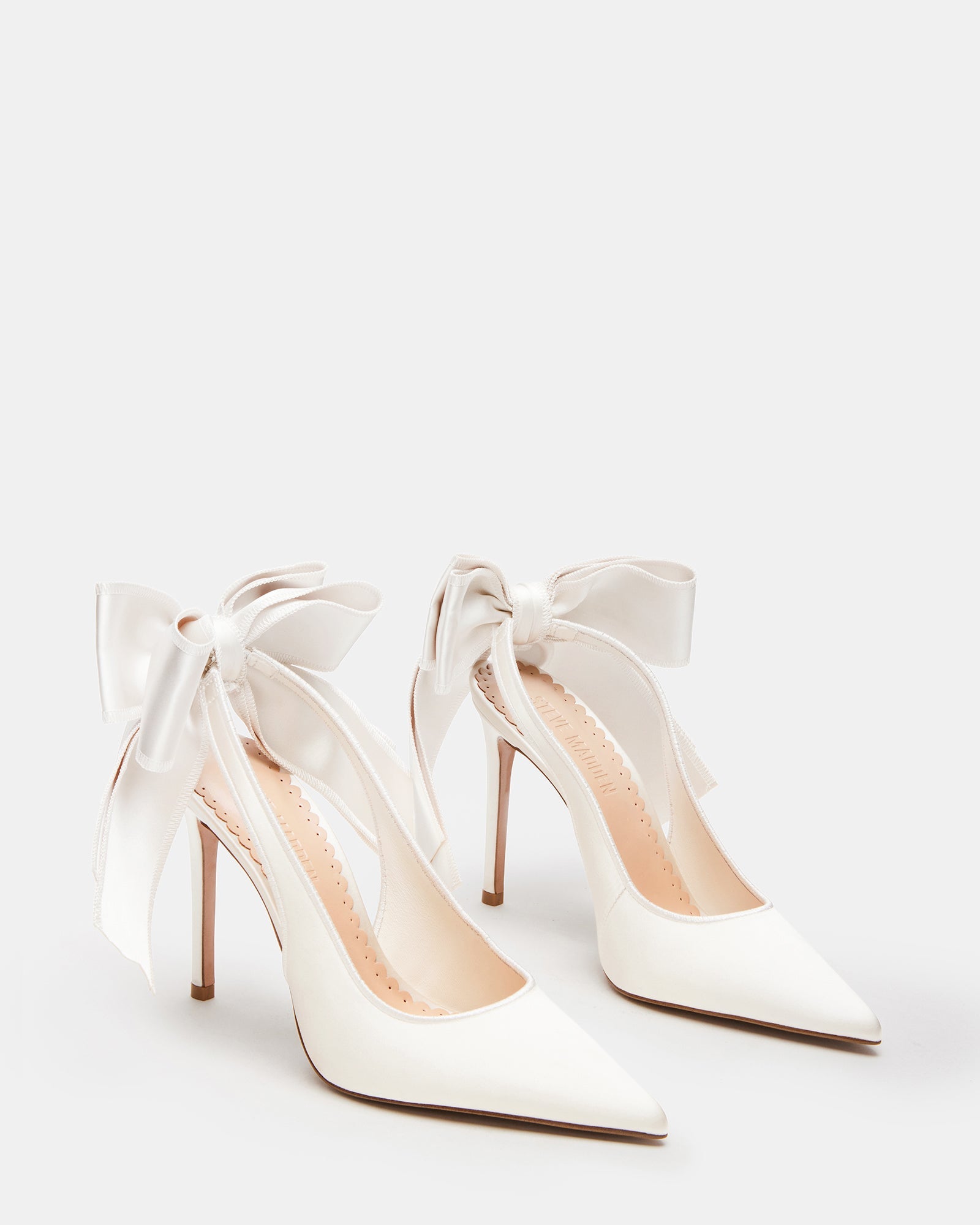 TEACUP IVORY SATIN